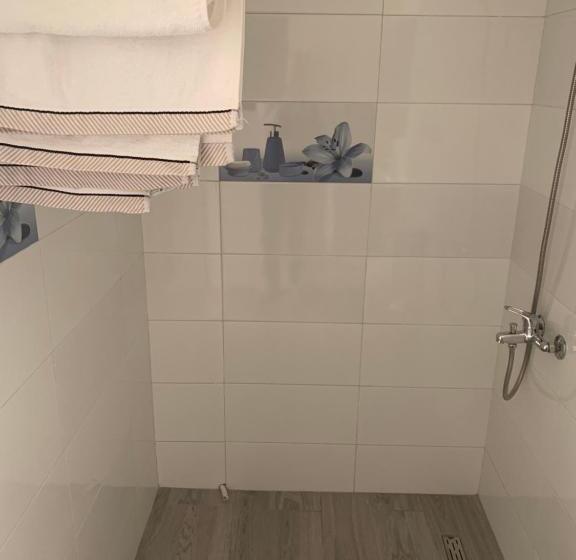 إستوديو قياسى, Appart Hotel Monaco