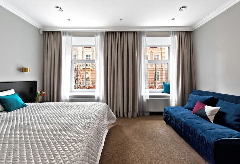 اتاق سوپریور, 15th Avenue