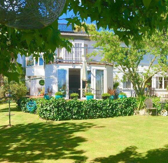 شقة غرفة واحدة مطلة على الحديقة, Ah House City B&b Nelson
