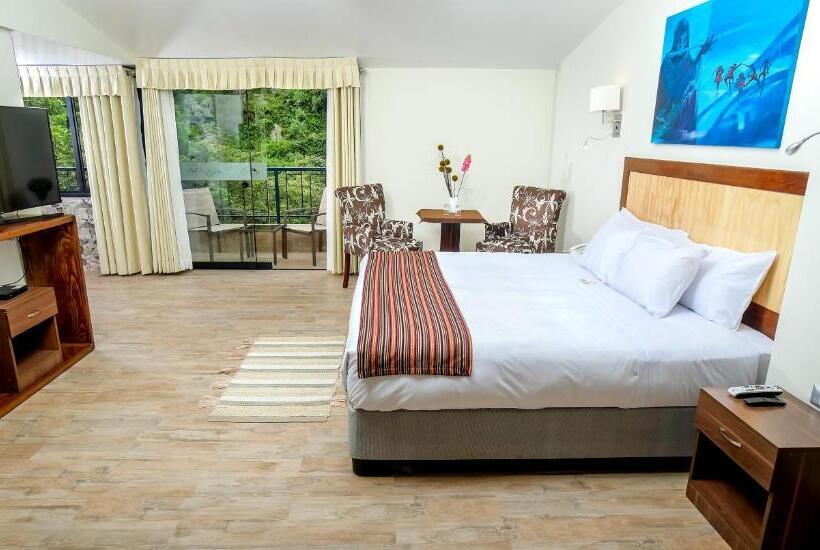 자쿠지 스위트, Golden Sunrise Machupicchu