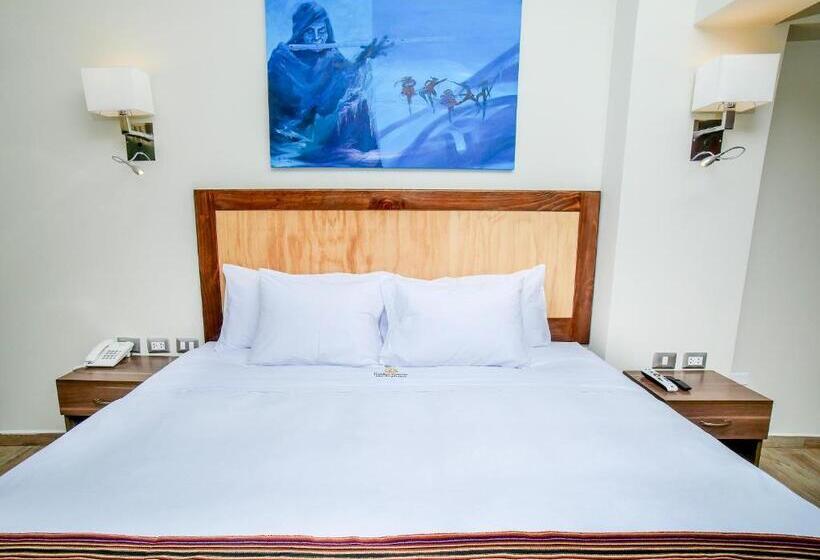 자쿠지 스위트, Golden Sunrise Machupicchu