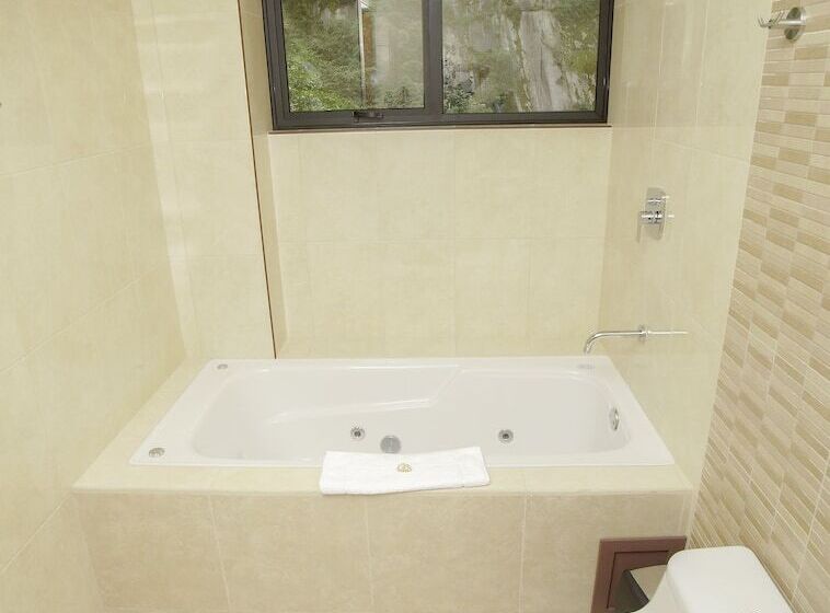 주니어 스위트, Golden Sunrise Machupicchu