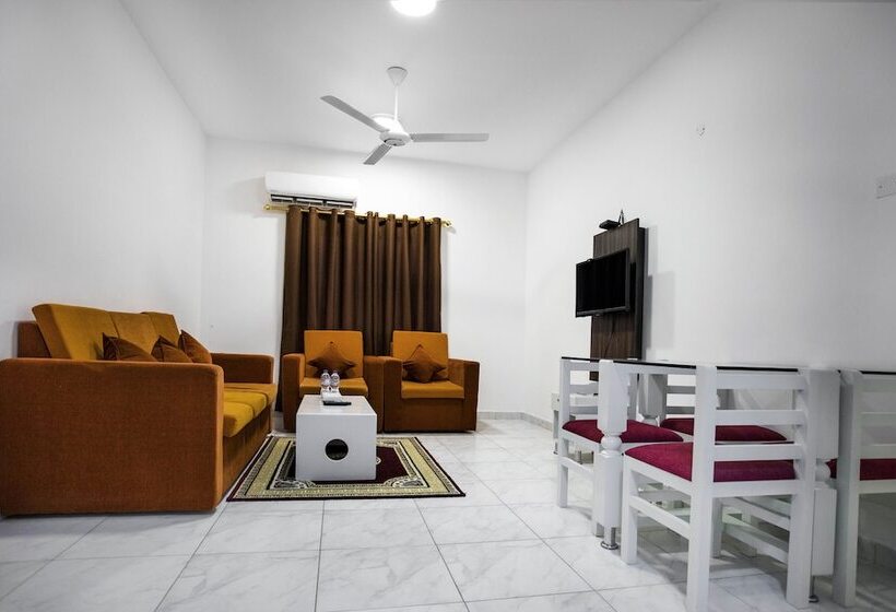 آپارتمان 2 خوابه, Star Emirates Inn