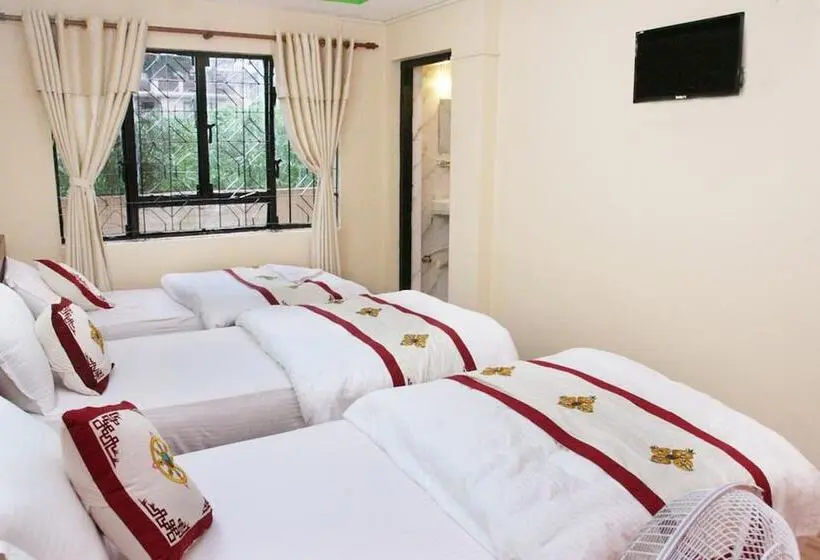 اتاق استاندارد سه نفره, Thamel Backpackers Home