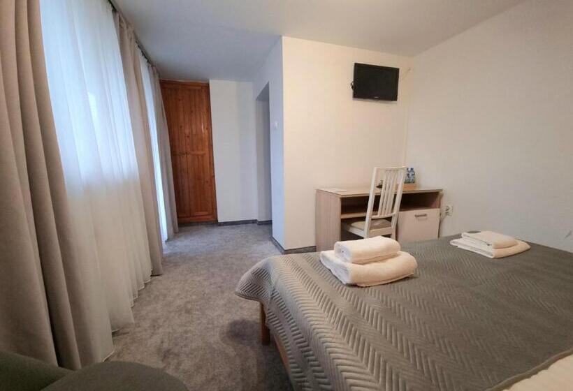 Номер Стандарт с Балконом, Willa Antałówka