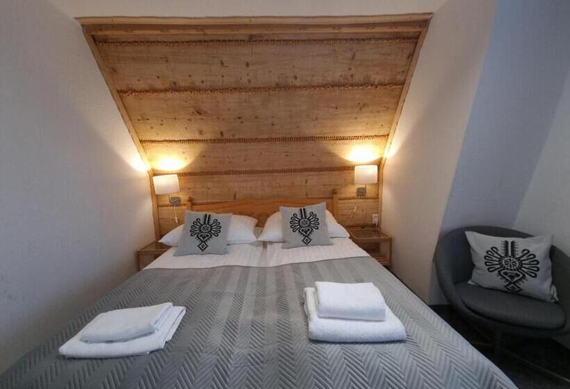 Номер Стандарт с Балконом, Willa Antałówka