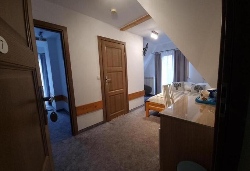 Студио Стандарт с Балконом, Willa Antałówka