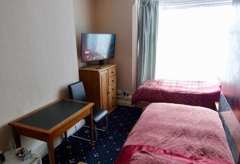 Номер Стандарт Совместная Ванная, Abinger Guest House