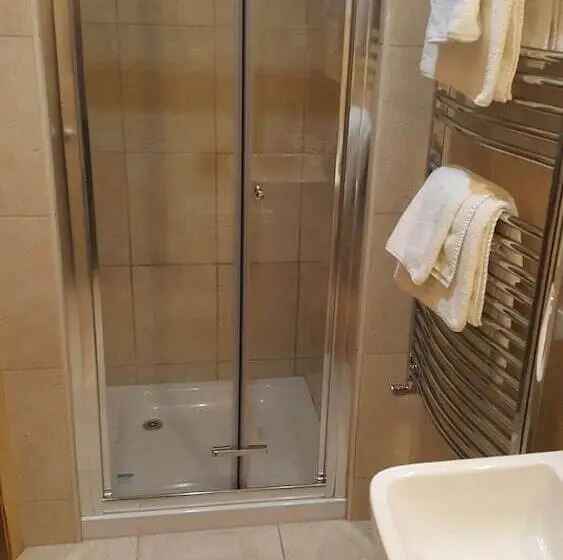スタンダードルーム, Airport Guest House