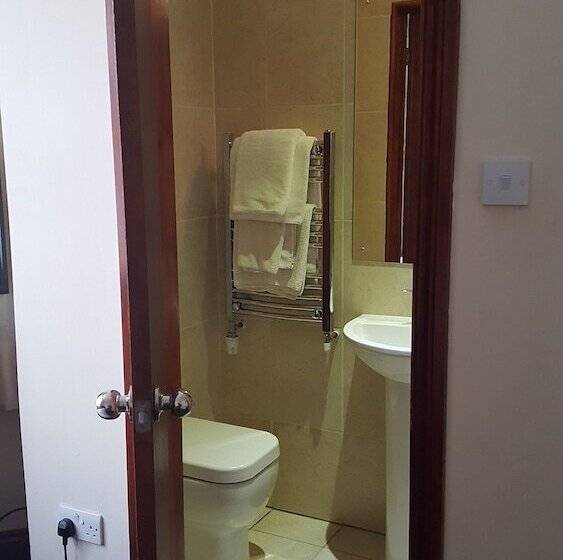 Номер Стандарт, Airport Guest House
