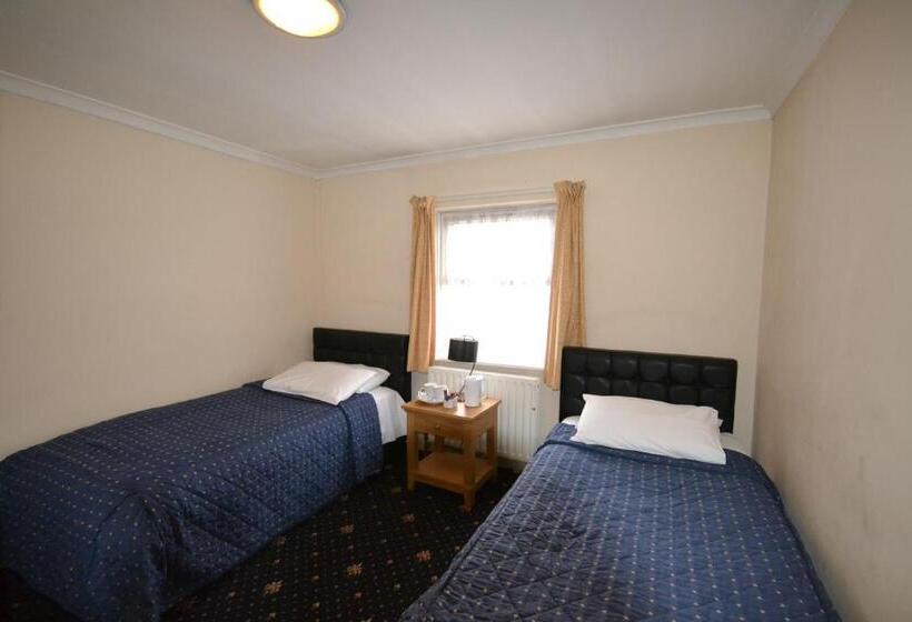 Номер Стандарт, Airport Guest House