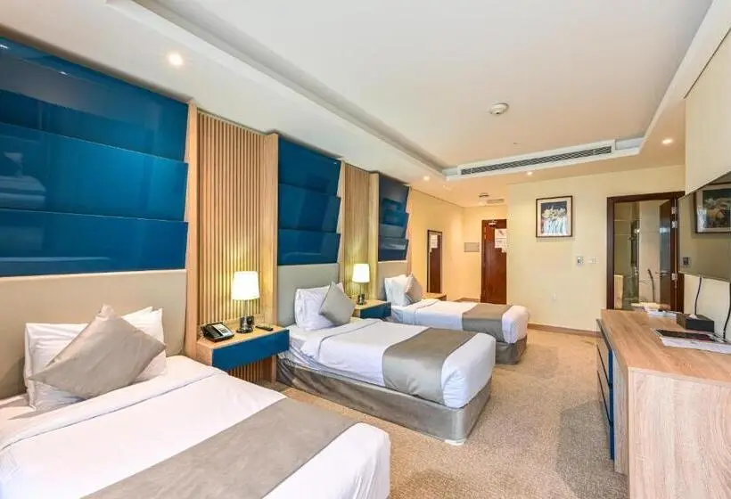 اتاق استاندارد سه نفره, Al Mansour Suites