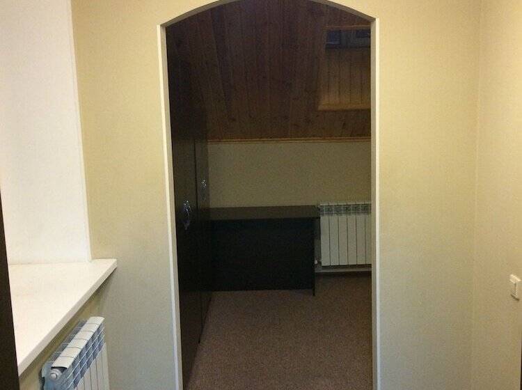 סוויטה משפחתית, David Bek