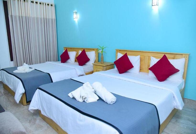 Habitación Cuádruple Deluxe, Heavens Gate Ella