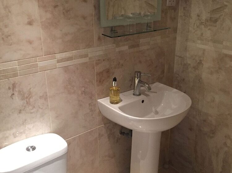 اتاق استاندارد با چشمانداز, Newton Hall Guest House