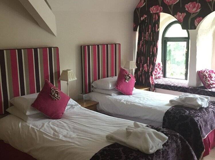 اتاق استاندارد با چشمانداز, Newton Hall Guest House