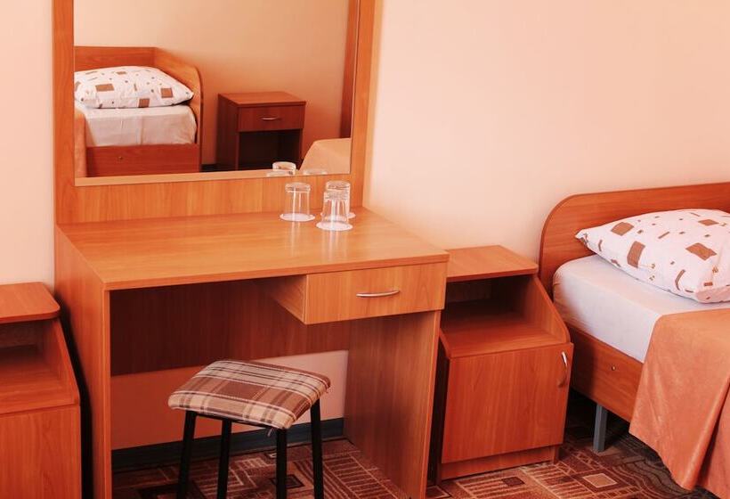 标准三人间, Orchestra Horizont Gelendzhik Resort