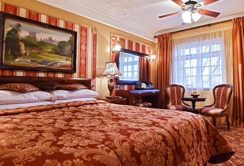 חדר סופריור, Riverside Inn