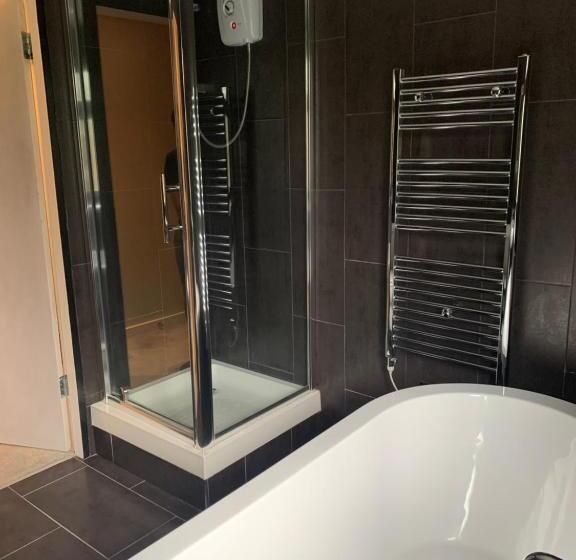 סוויטת סופריור, The Malthouse