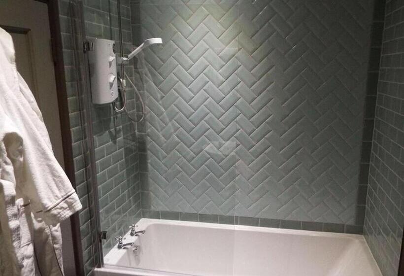 スイート(家族用), The Plume Of Feathers