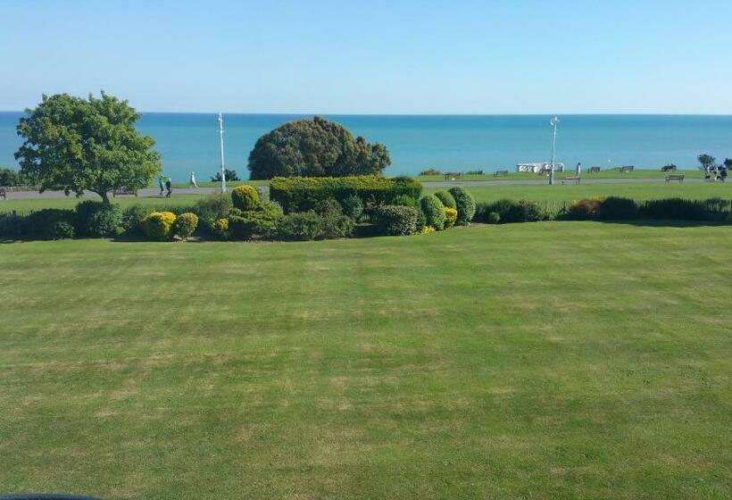 Номер Стандарт Вид на Море, Westward Ho