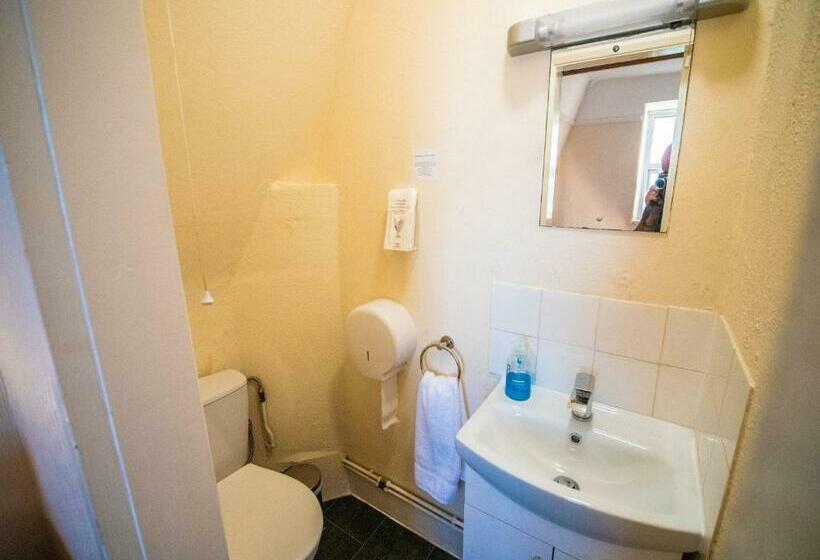 Номер Стандарт Вид на Море, Westward Ho