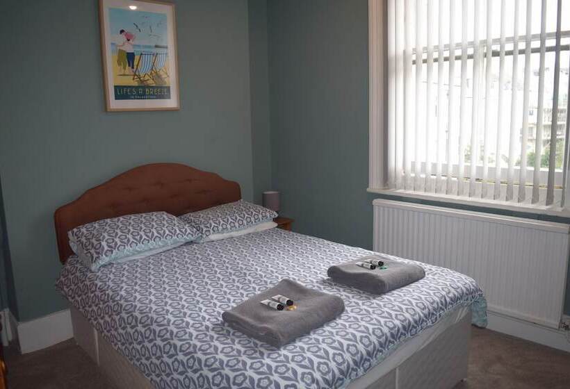 Номер Economy, Westward Ho