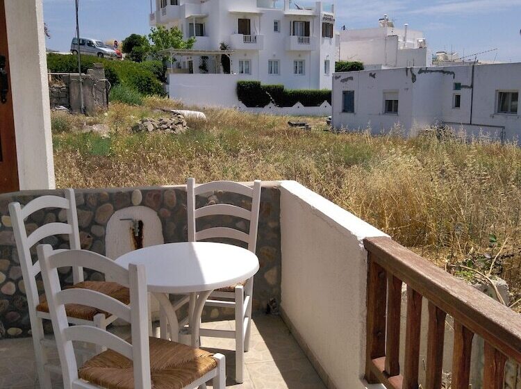 إستوديو سوبيريور, Anerousses