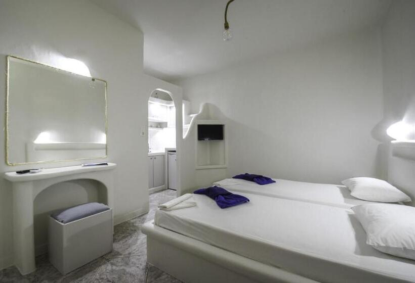 إستوديو سوبيريور, Anerousses