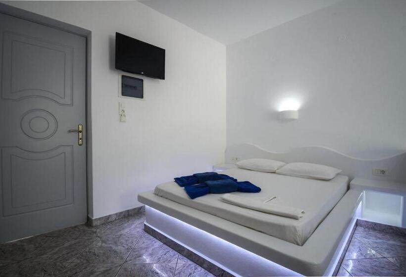 غرفة سوبيريور, Anerousses