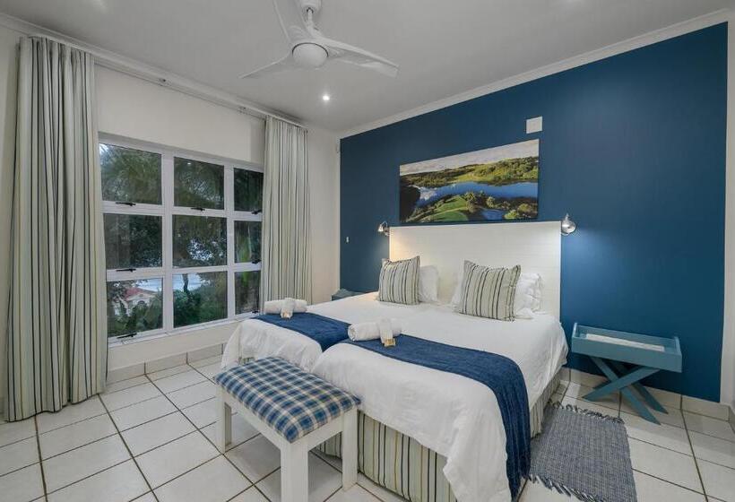 جناح جونيور, Albatross Guesthouse