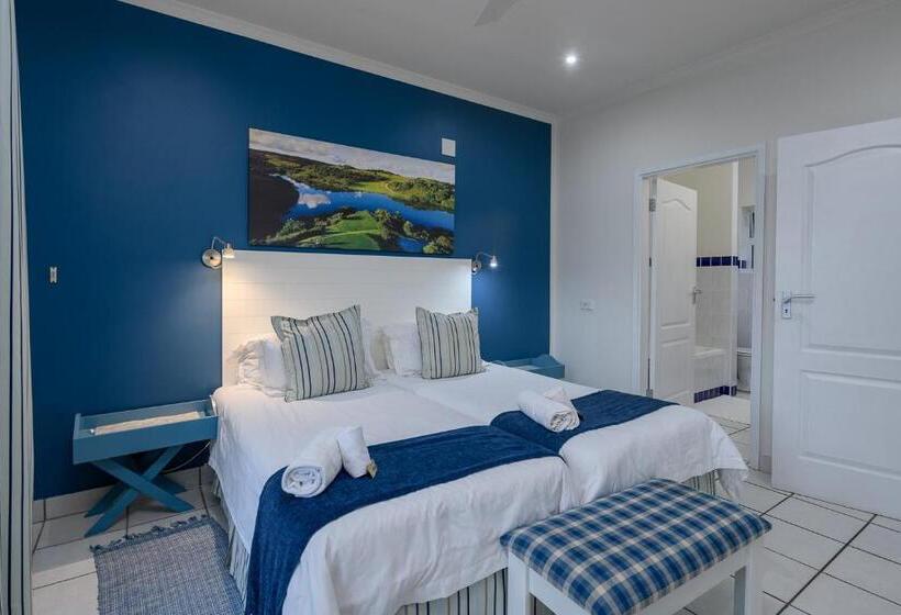 جناح جونيور, Albatross Guesthouse