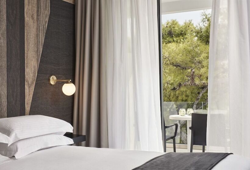 חדר קלאסי, Azur