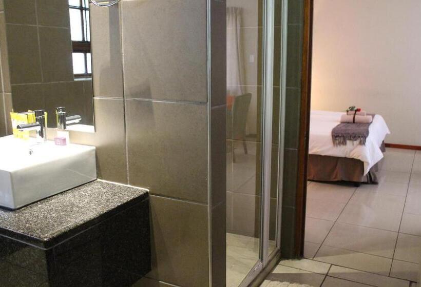Семейный Номер Вид на Сад, Cu Guest House