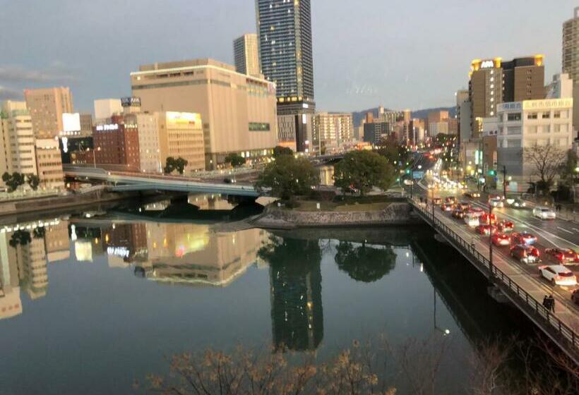 Номер Стандарт Индивидуальный Вид на Реку, Flex