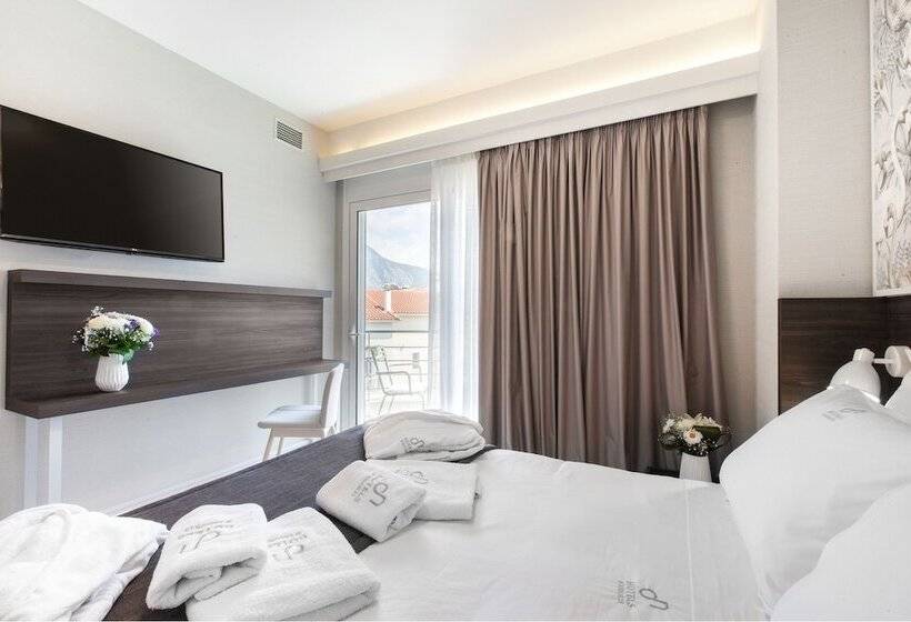 Полулюкс, Garden City Resort