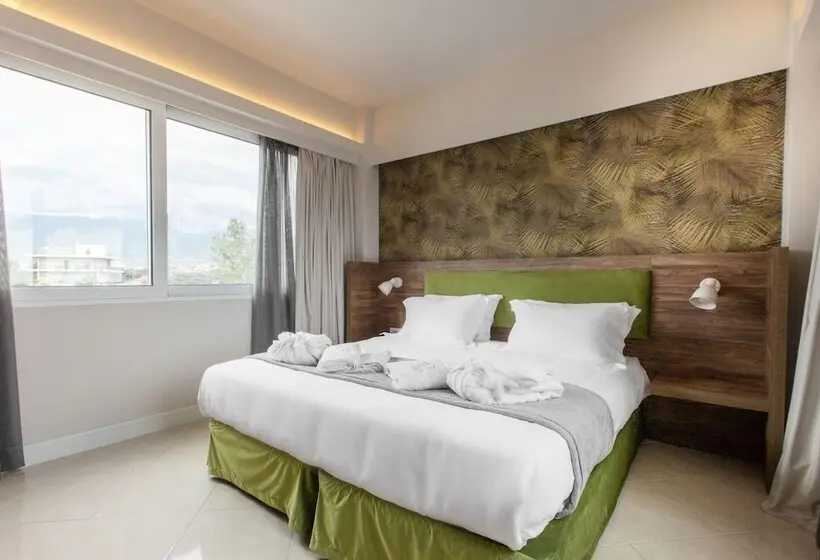 سوییت جونیور, Garden City Resort