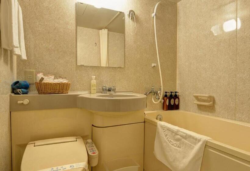 Quarto standard, Kochi Kuroshio