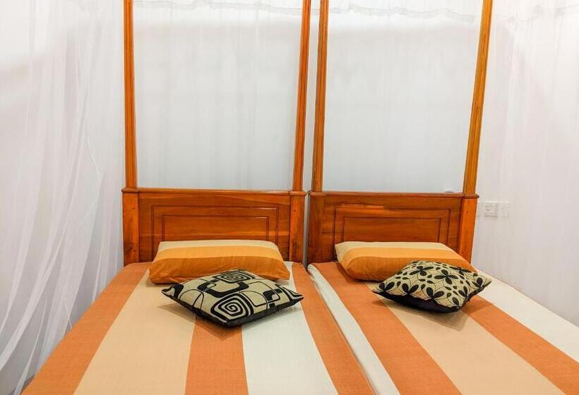 Номер Deluxe, La Safari Inn Tissamaharama