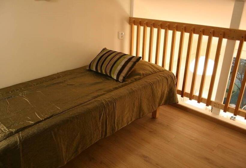 استودیو اجرایی, Lilla Huset På Slätten B&b