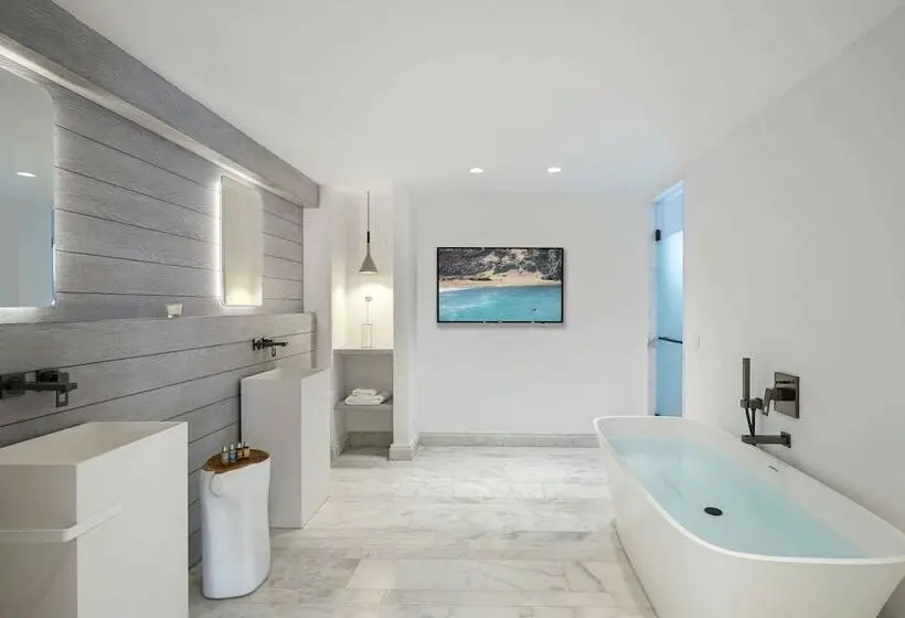 Sviitti Uima-allas, Mykonos Riviera Hotel & Spa, A Member Of Small Luxury Hotels Of The World