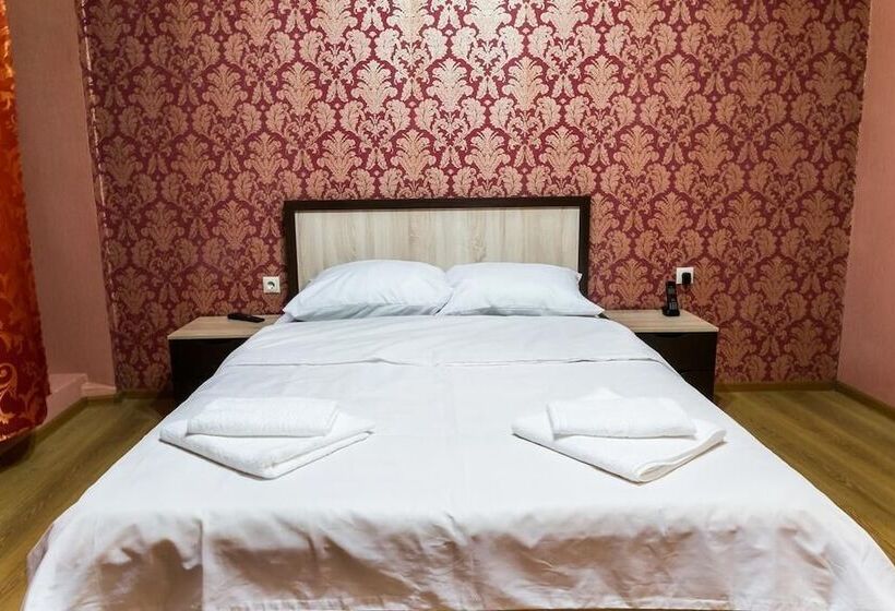 스탠다드 룸, Nitsa