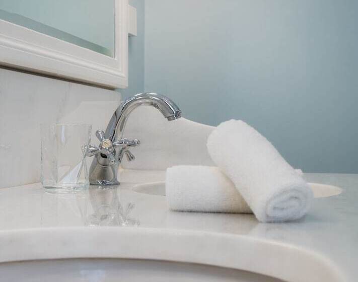 Suite Supérieure, Noble Suites