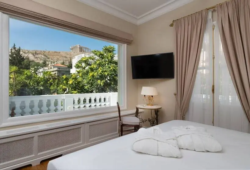 سوئیت با چشم‌انداز, Noble Suites