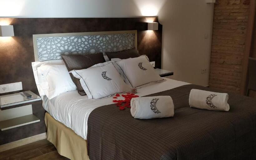 اتاق استاندارد, Patios Del Orfebre