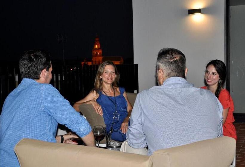 سوئیت جونیور با تراس, Patios Del Orfebre