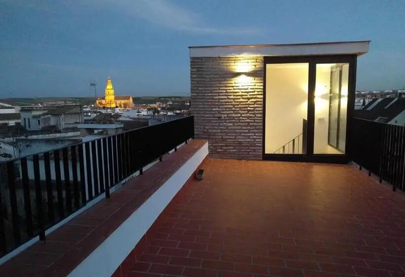سوئیت جونیور با تراس, Patios Del Orfebre