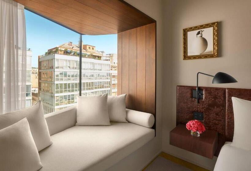 Номер Deluxe Кровать Кинг, The Barcelona Edition