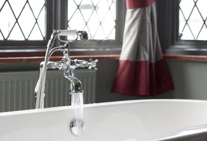 غرفة قياسية, The Mayflower