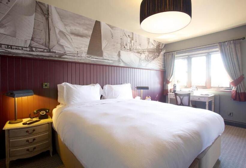 غرفة قياسية مطلّة علي البحر, The Mayflower